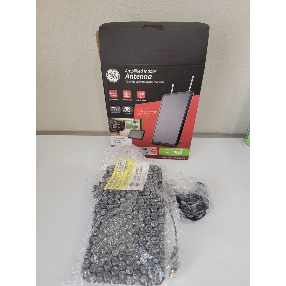 GE Amplified Indoor TV Antenna 1080p 4K Ultra HD 40 Mile Range - Brand New